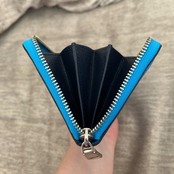 Blue Coach Wallet - Picture 3 of 10